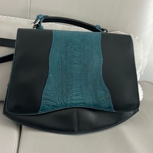 Caroline De Marchi Black snake skin Leather Bag Purse Mint condition